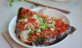 剁椒鱼头做法视频,剁椒鱼头做法视频详解